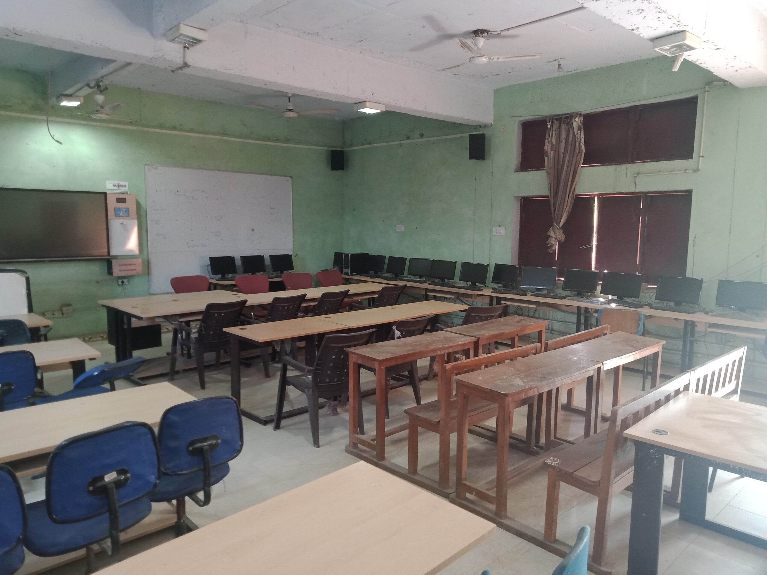 SMART CLASSROOM